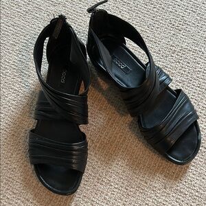 Ecco Black Sandals with Sleek Straps and Zipper Closure